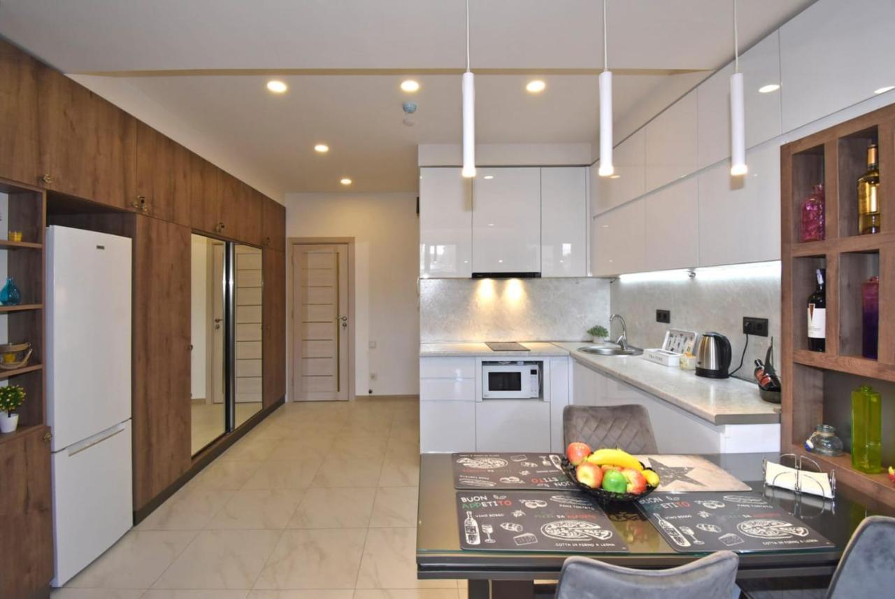 Home4You City Center Apartments Erivan Dış mekan fotoğraf