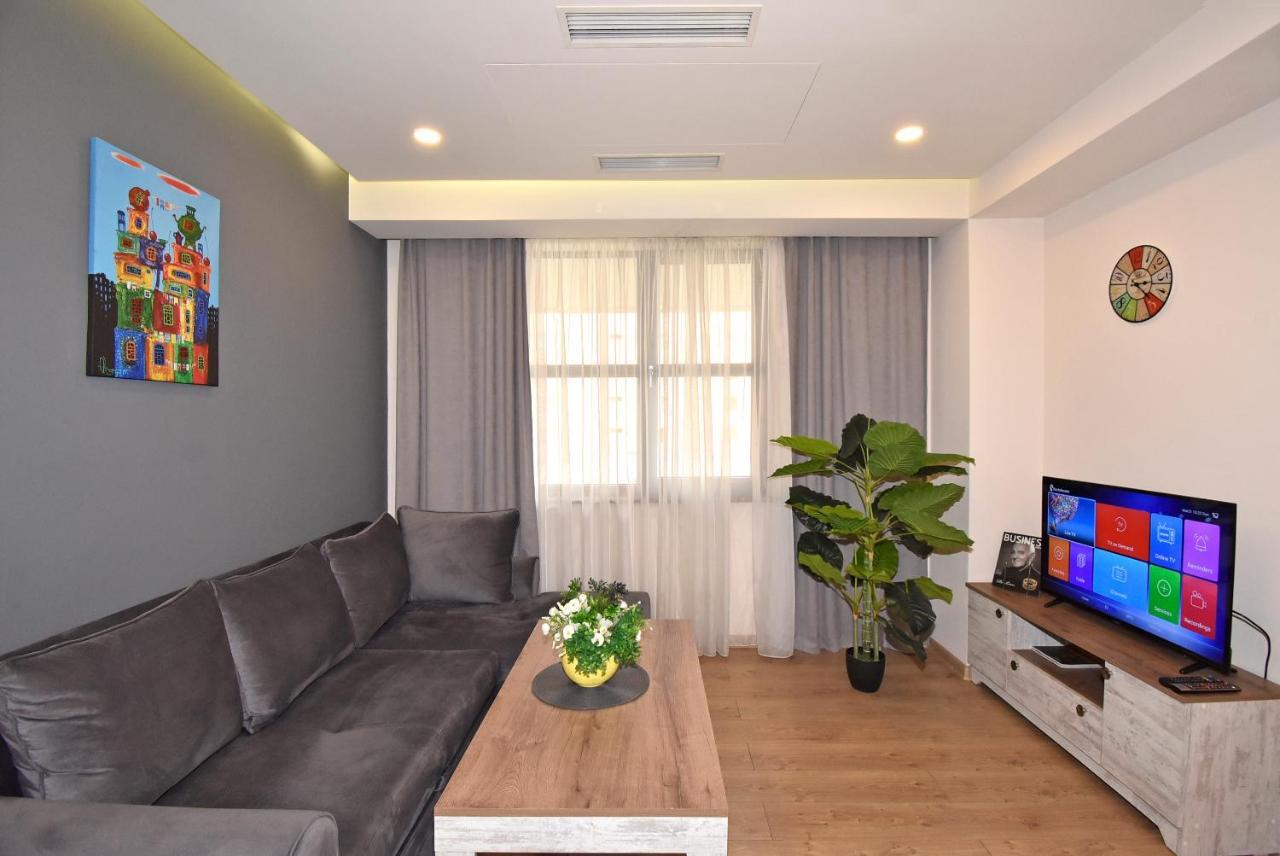 Home4You City Center Apartments Erivan Dış mekan fotoğraf