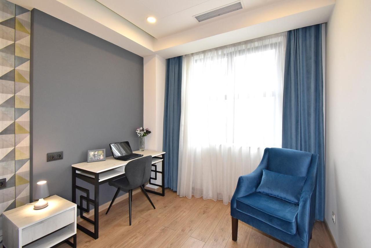 Home4You City Center Apartments Erivan Dış mekan fotoğraf