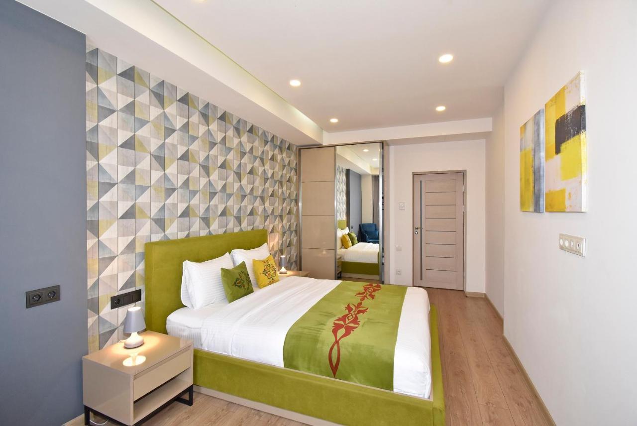 Home4You City Center Apartments Erivan Dış mekan fotoğraf