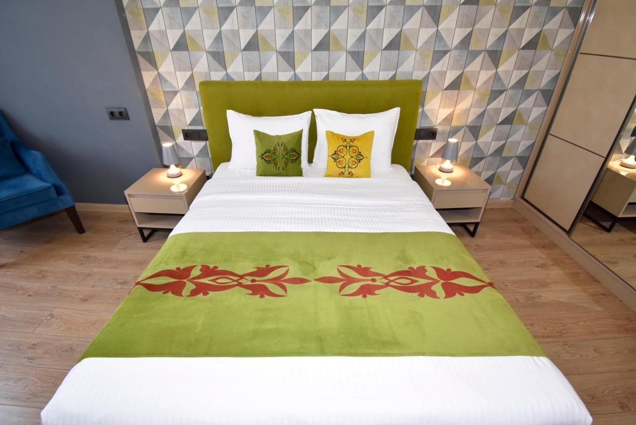 Home4You City Center Apartments Erivan Dış mekan fotoğraf